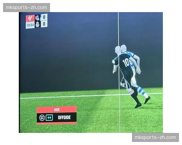 西甲裁判委员会宣布，下赛季将试点启用半自动越位识别技术