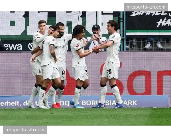 门兴格拉德巴赫主场2-2战平海登海姆，副班长抢得宝贵一分